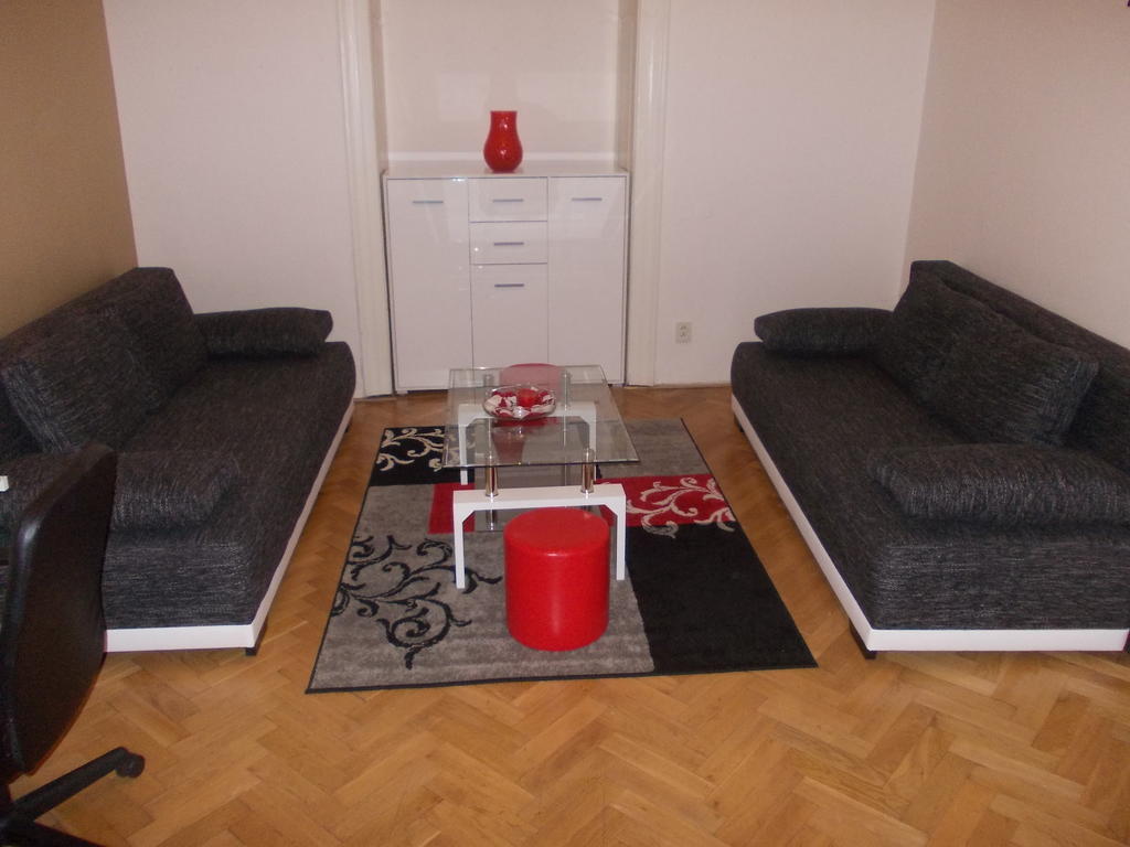 Apartment Mivos Prag