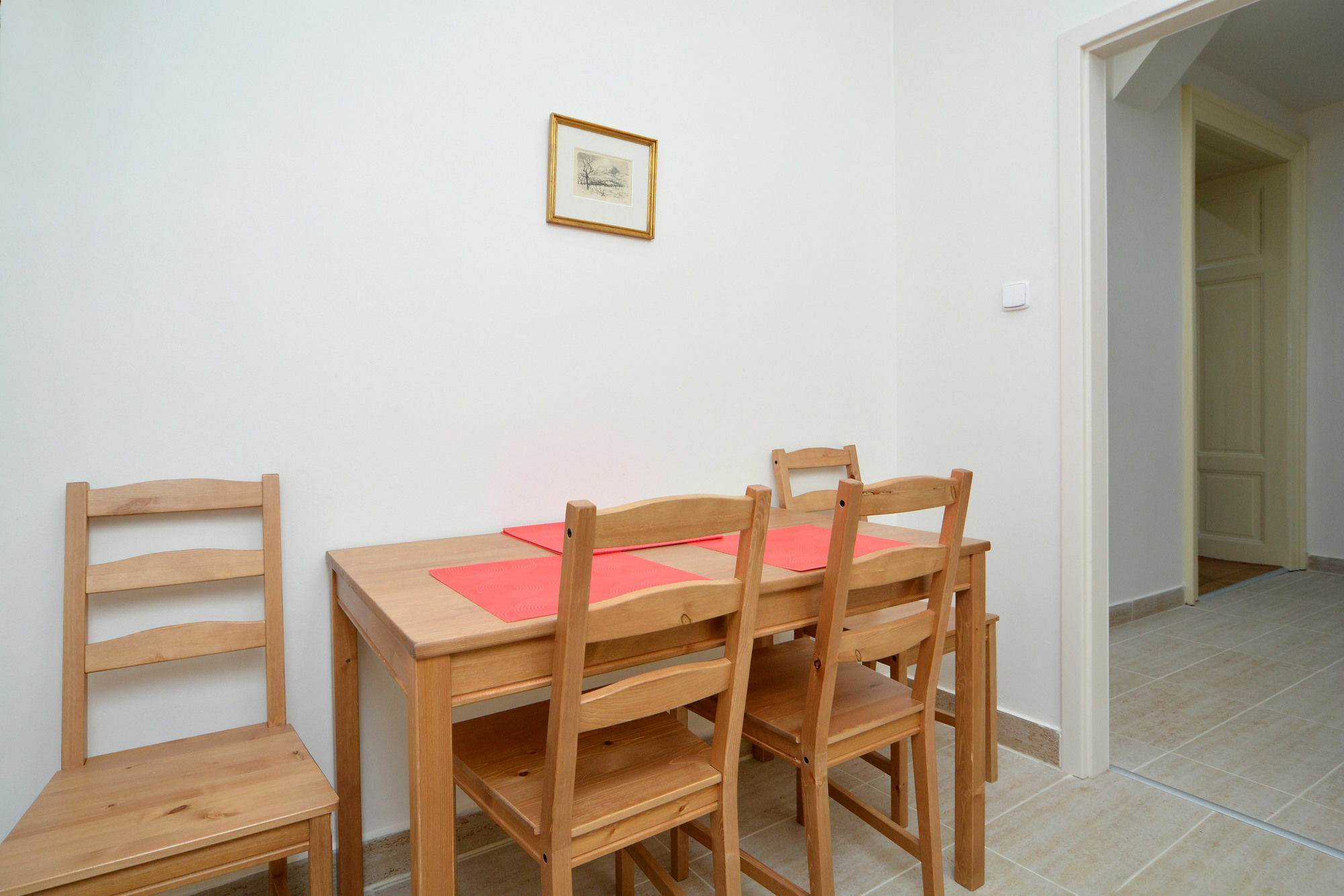 Mivos Apartment
