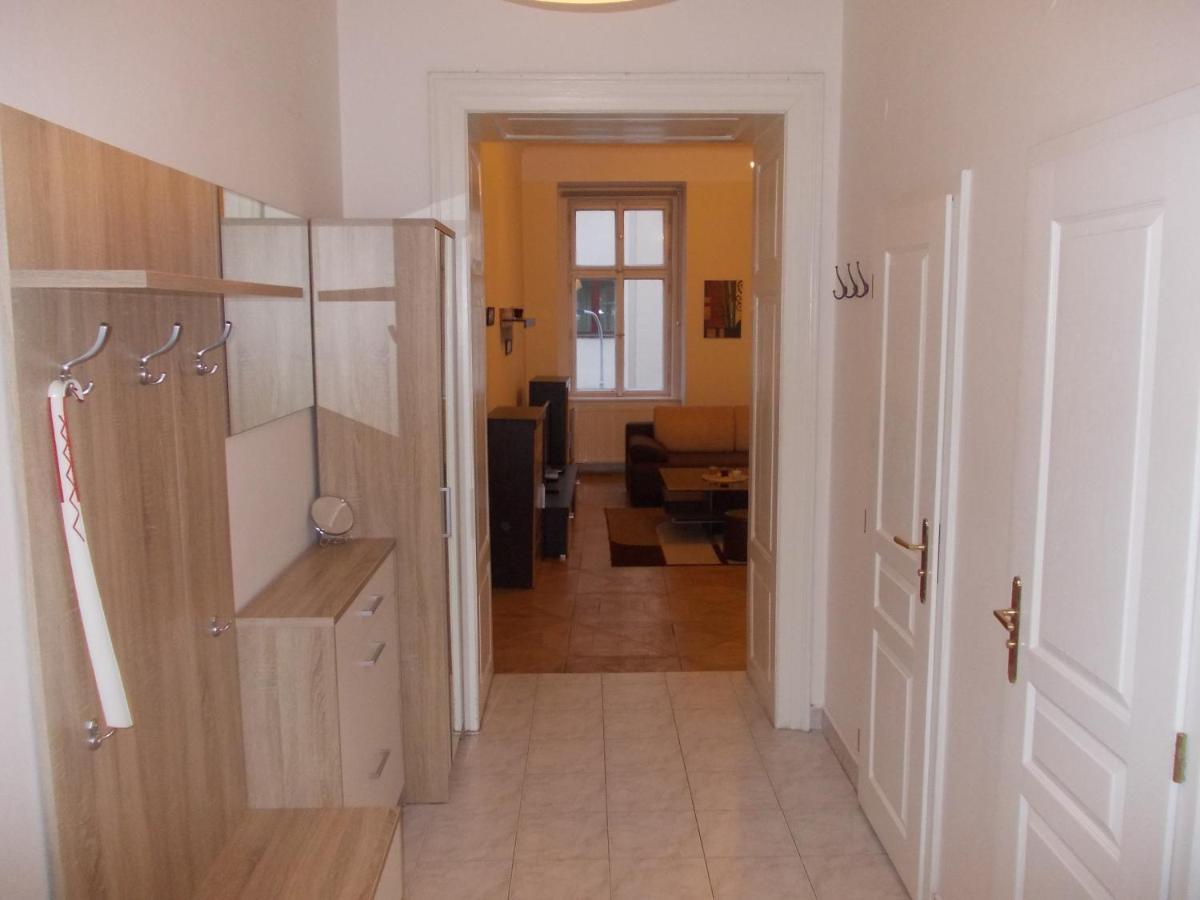 Mivos Apartment